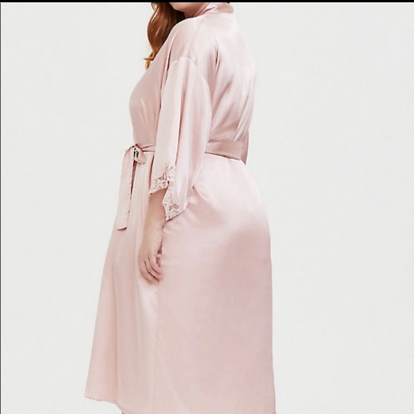 Pink Satin Robe - Picture 2 of 2
